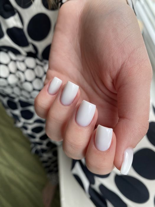 Манікюр пр-т Молоді 17б