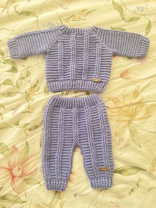 Vende-se roupa de bebé