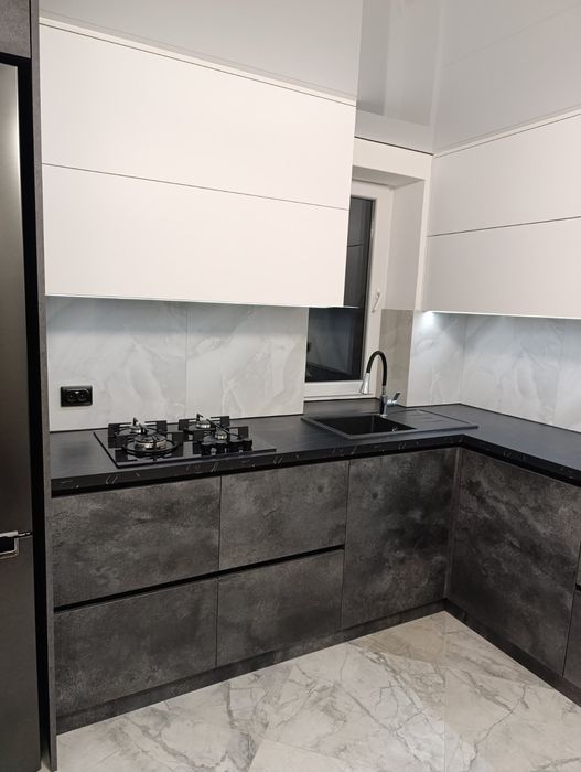 Меблі під замовлення, кухні, гардеробні, шафи, тумби...