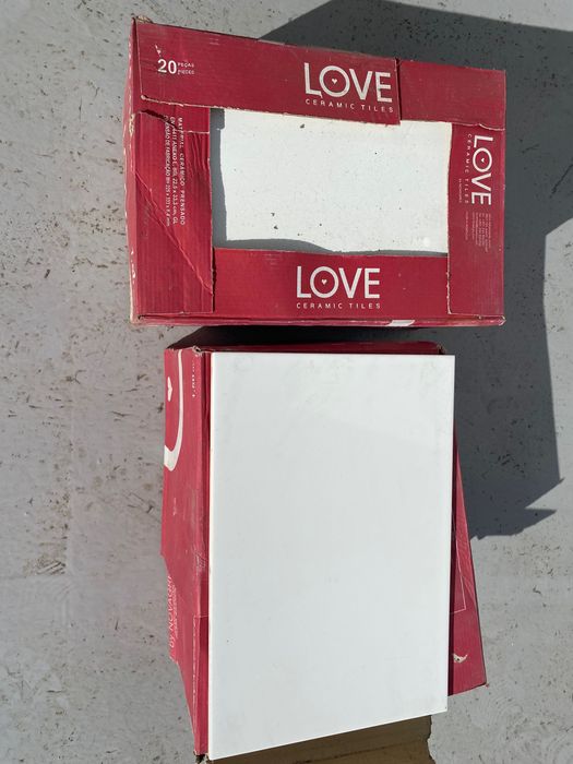 Azulejos Love brancos