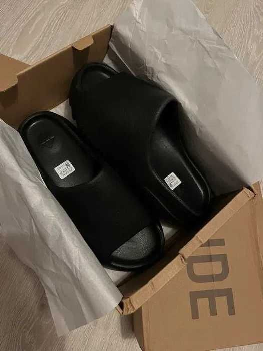 Adidas Yeezy Slide Czarny 40,5