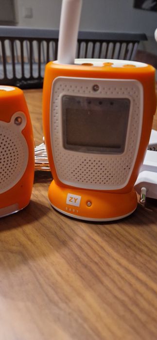 Walkie talkie zippy