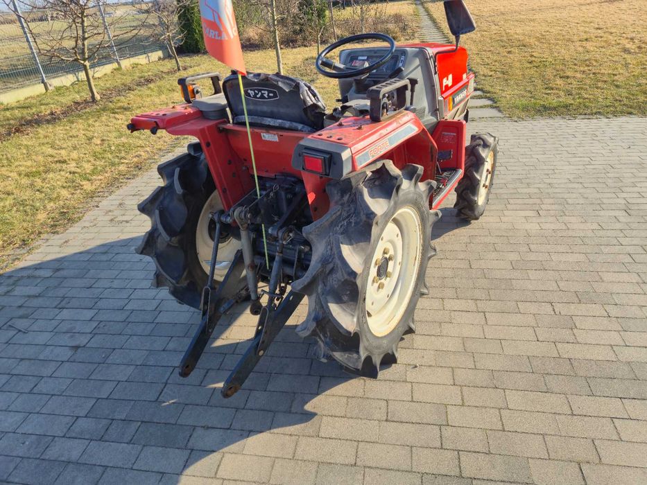 Traktor Ciągnik Yanmar F-6