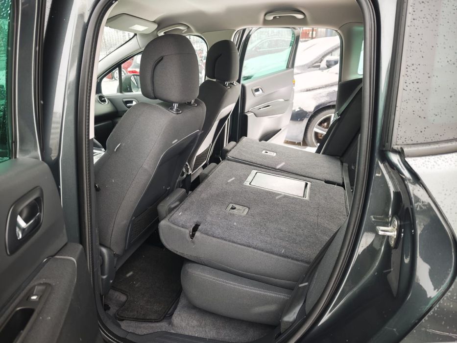 Peugeot 3008 (facelift) 2015 р. 1,6 HDi дизель, автомат