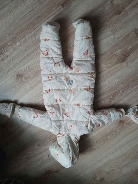 Zimowy kombinezon niemowlęcy