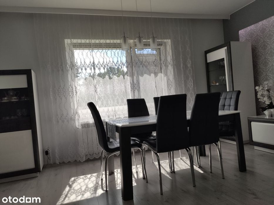 Siedlisko z domem 80m² na działce 6200m²