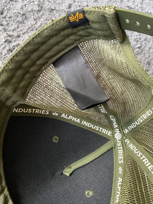 Alpha industrier oraz The North Face  czapki  ciekawe
