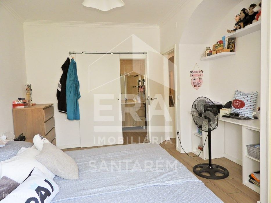 Moradia T5 com garagem