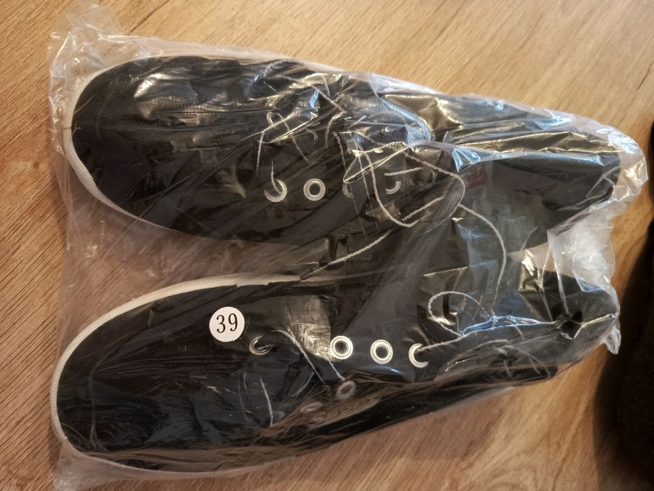 Buty sportowe damskie roz 39