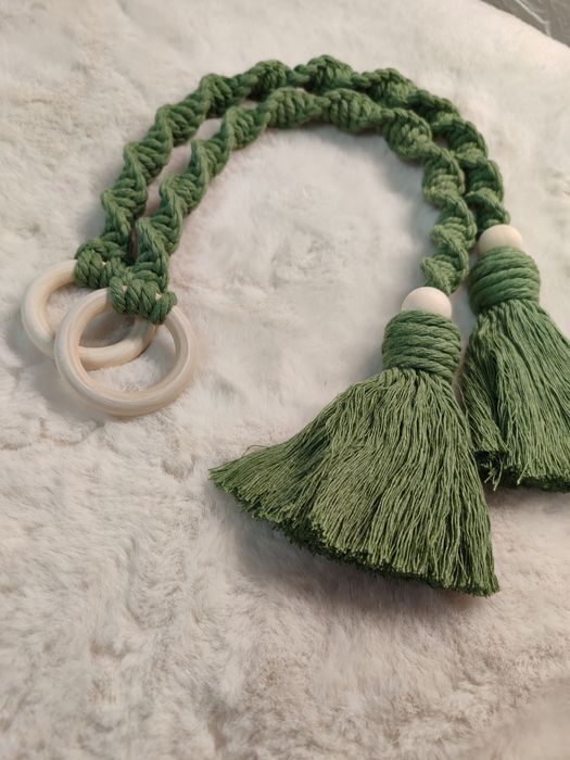 Prende cortinados macramé