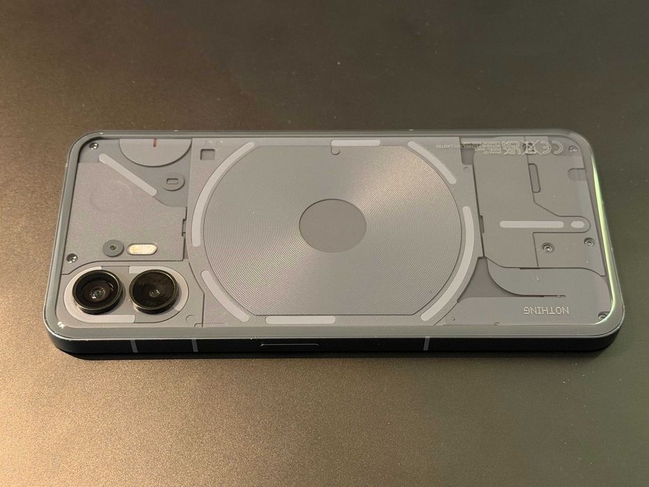 Nothing Phone 2 12/512GB Dark Grey - stan bardzo dobry