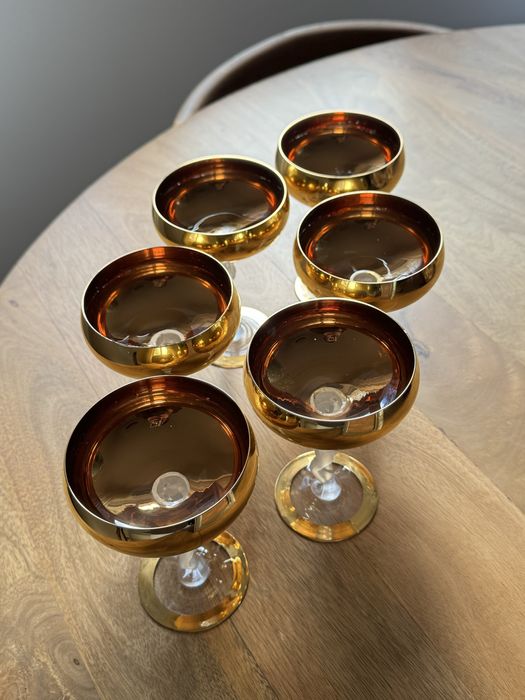 Conjunto 6 Taças Vintage Art Déco – Pé Feminino Esculpido – Douradas