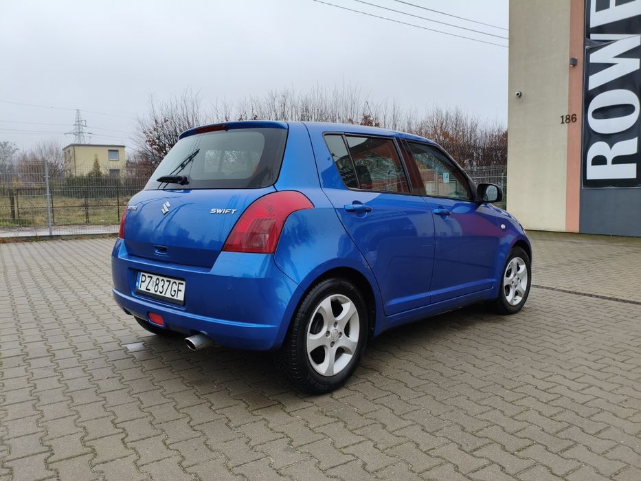 Suzuki Swift 1.3 benzyna  5 drzwi ekonomiczny klimatyzacja