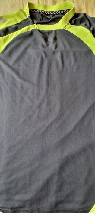 Koszulka firmy Hummel rozm. L