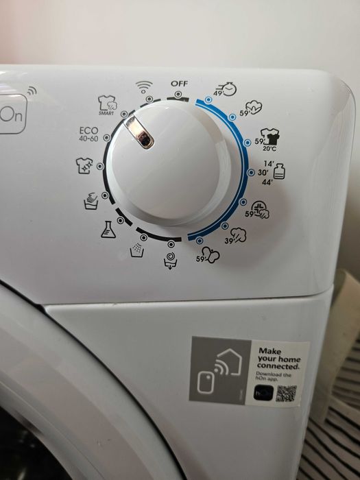 Máquina de lavar roupa candy 9L 9 meses de uso