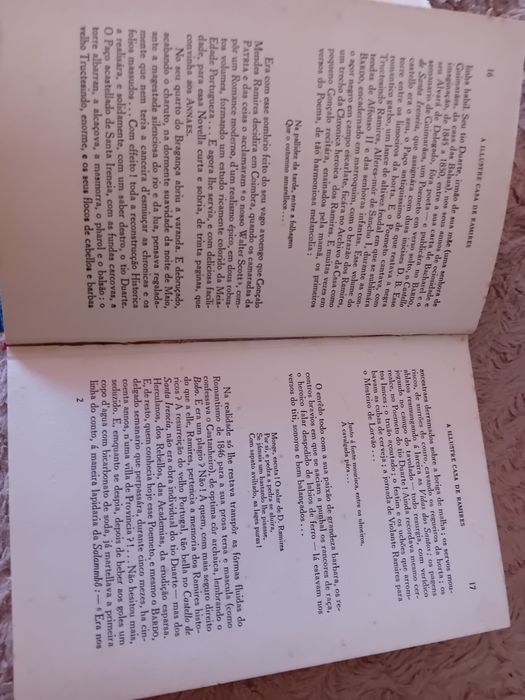 Livro Antigo A Ilustre Casa de Ramires