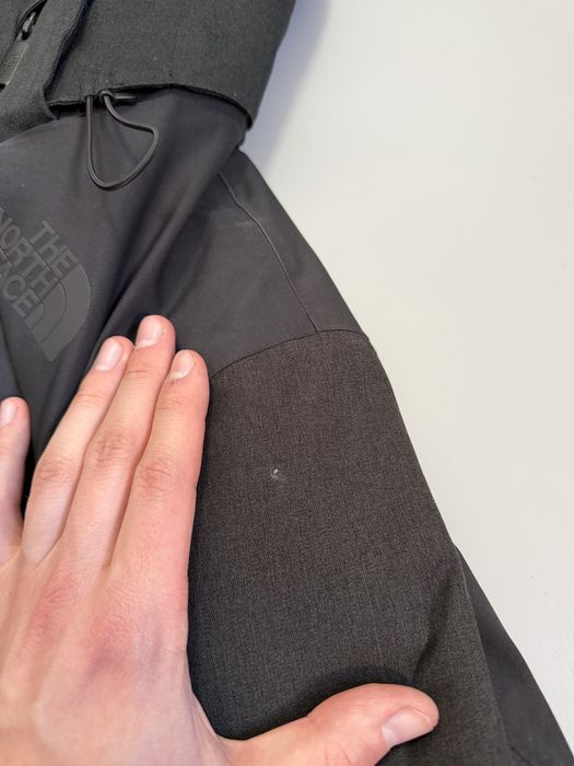 Куртка The North Face  Chakal Insulated JacketHyvent   Size M Dc Bogne