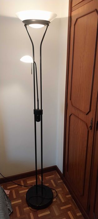 Candeeiro de pé para sala