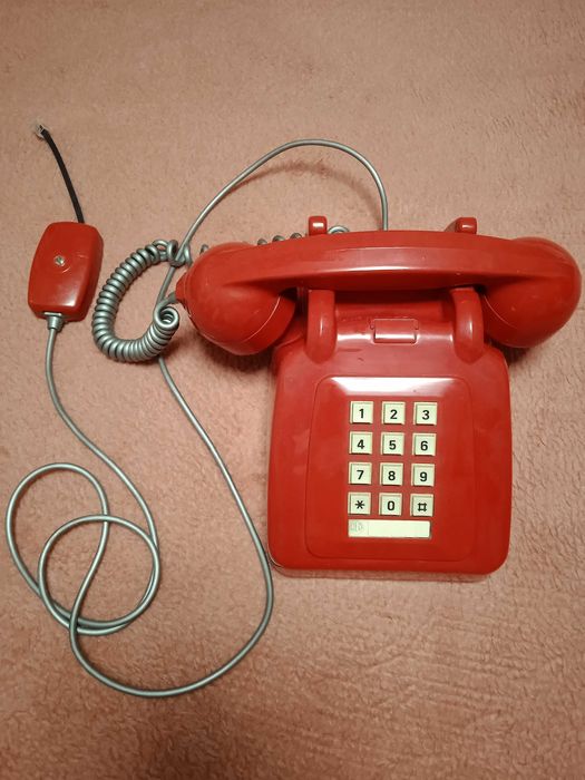 Telefone vintage vermelho