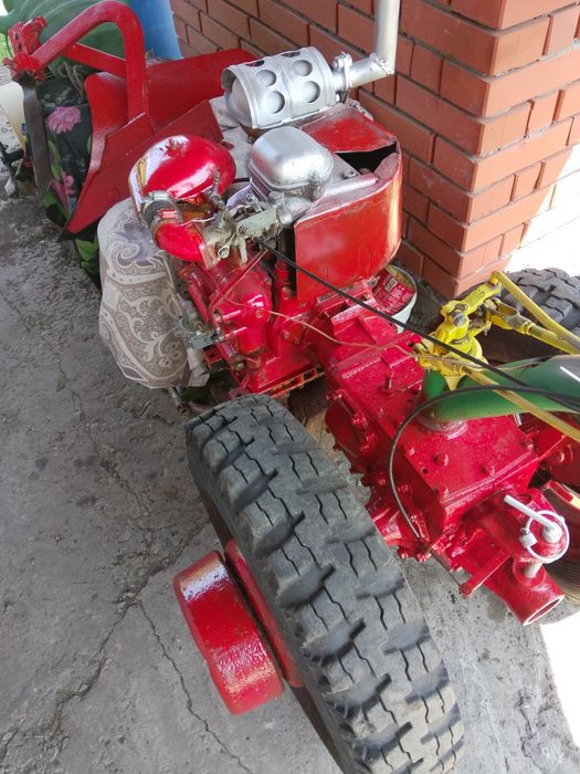 Продам мотоблок МТЗ 05 стан супер.