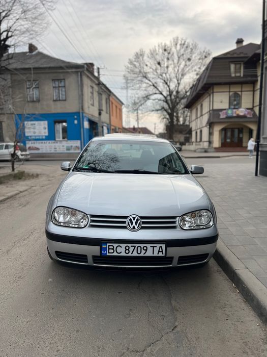 Volkswagen Golf 4