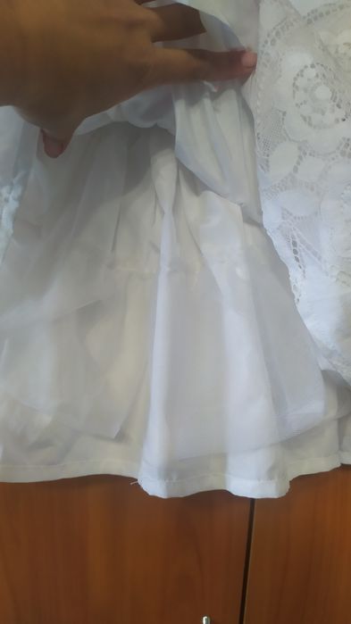 Дитяча біла святкова сукня на вік 12 місяців.