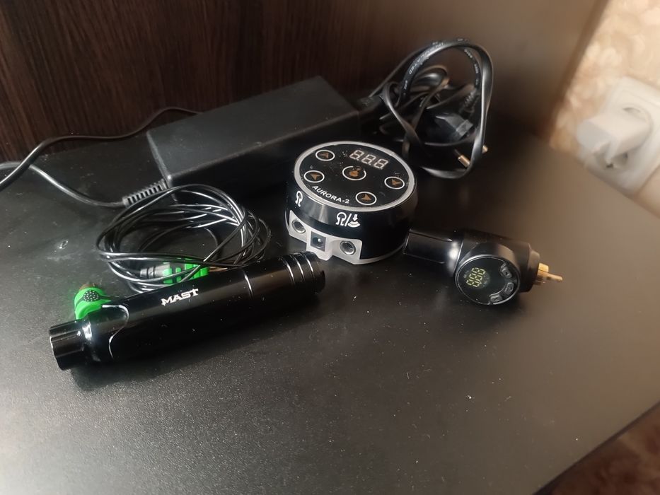 Машинка для перманентного макіяжу