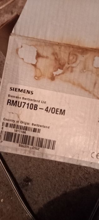 Regulator uniwersalny SIEMENS RMU710B-4
Witam.

Mam do sprzedania regu