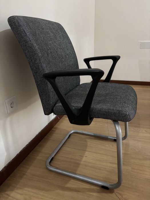 2 Cadeiras de escritório