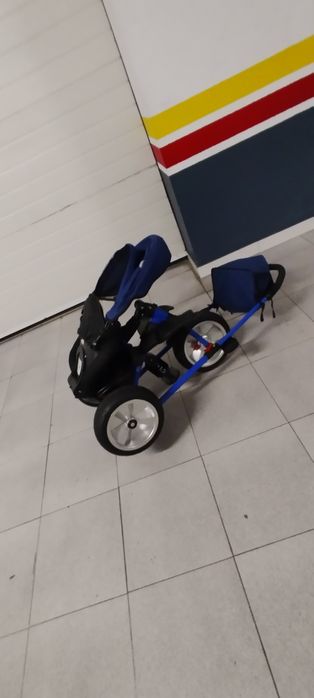 Carrinho de crianças