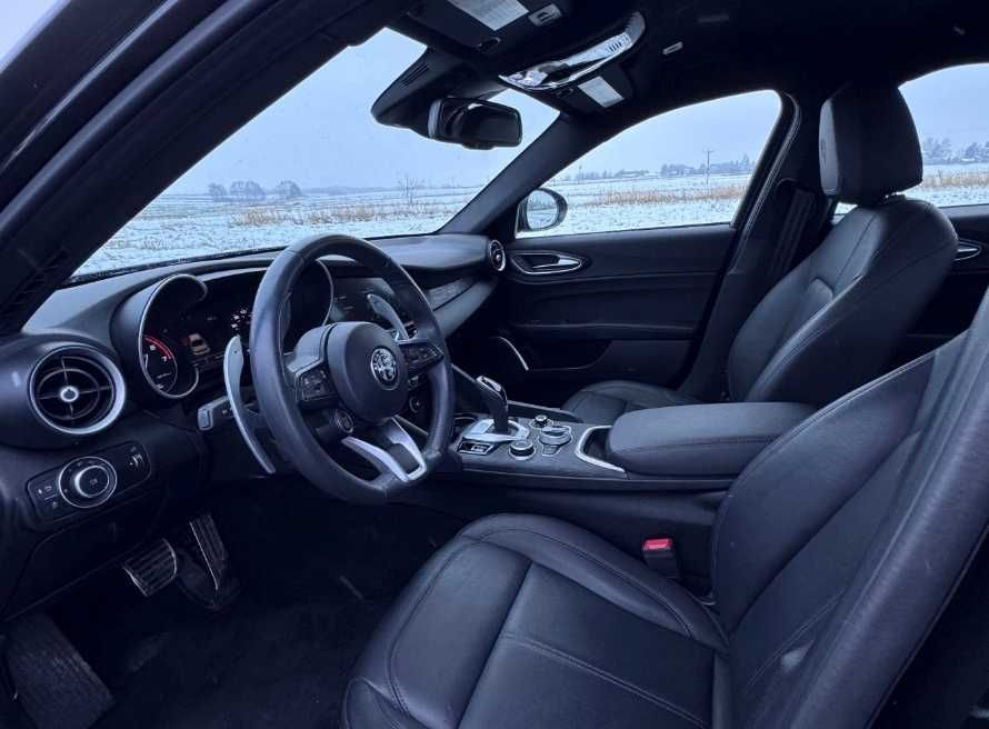 Alfa Romeo Giulia Veloce |2.0 Turbo| RWD |2023 (передрестайл)