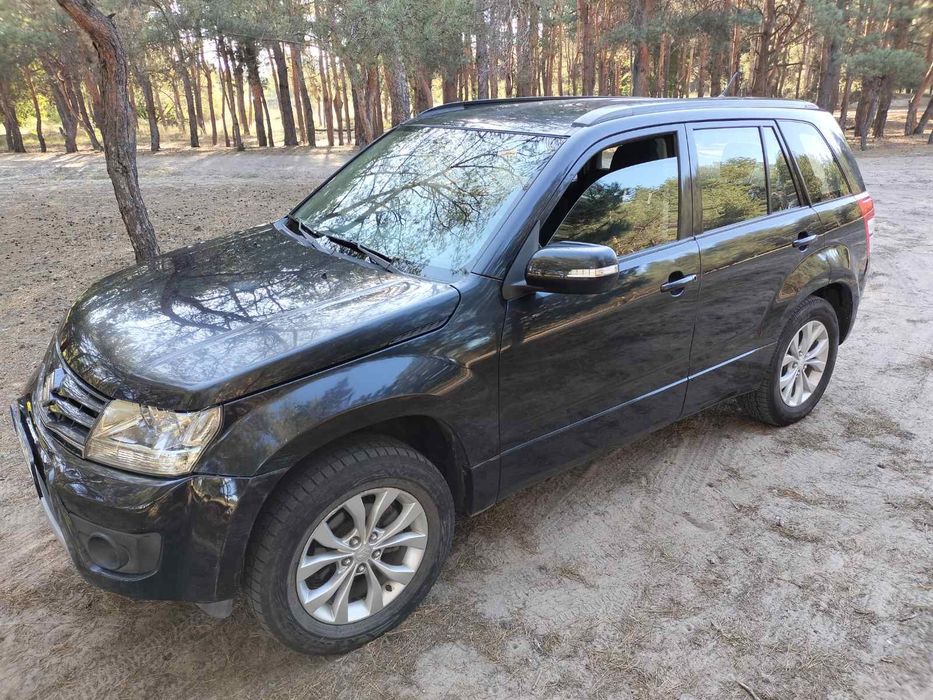 Suzuki Grand Vitara 2.4