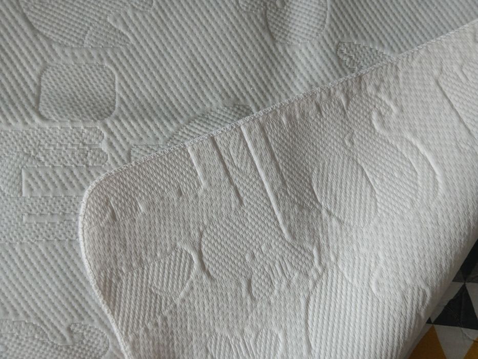 Постіль у ліжечко ковдра, подушка, непромокаюча пелюшка