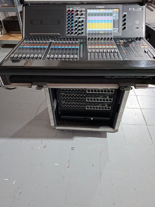 Yamaha CL3 + 3x Yamaha Tio1608 – Sistema Digital Completo