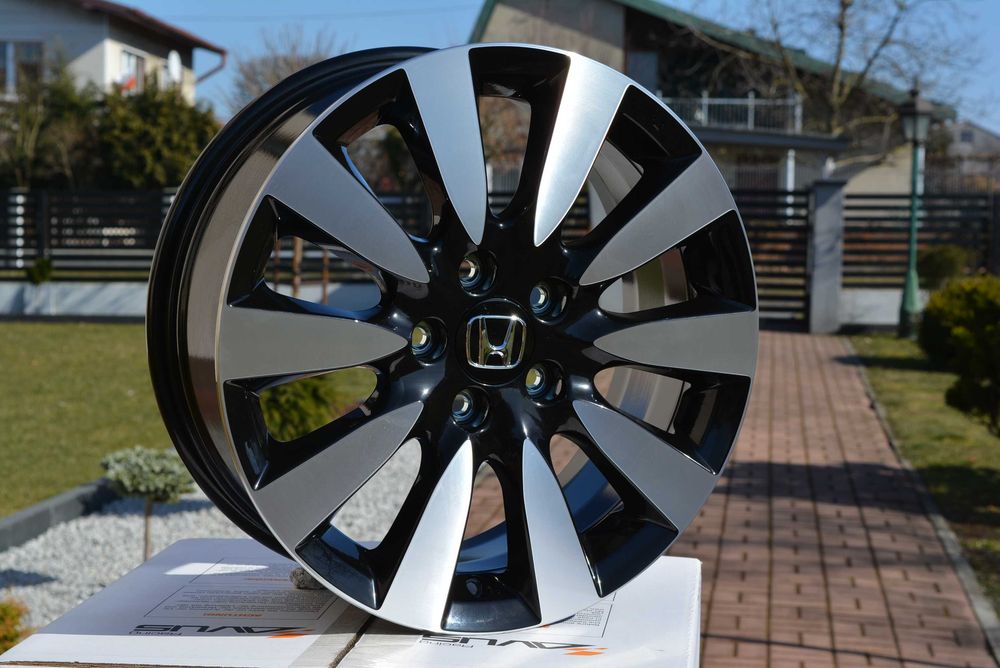 Felgi 17" 5x114,3 Honda Civic Accord CR-V FR-V MR-V Pilot #521