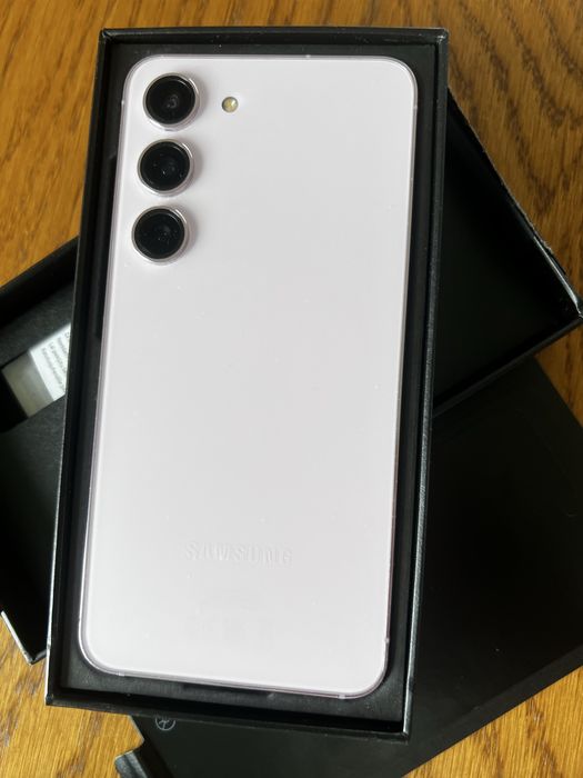 Samsung galaxy s23 + galaxy Fit3 gratis