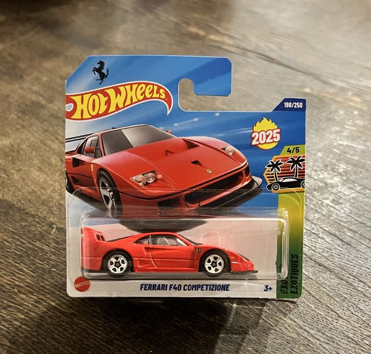 Ferrari F40 Competizione Hot Wheels main