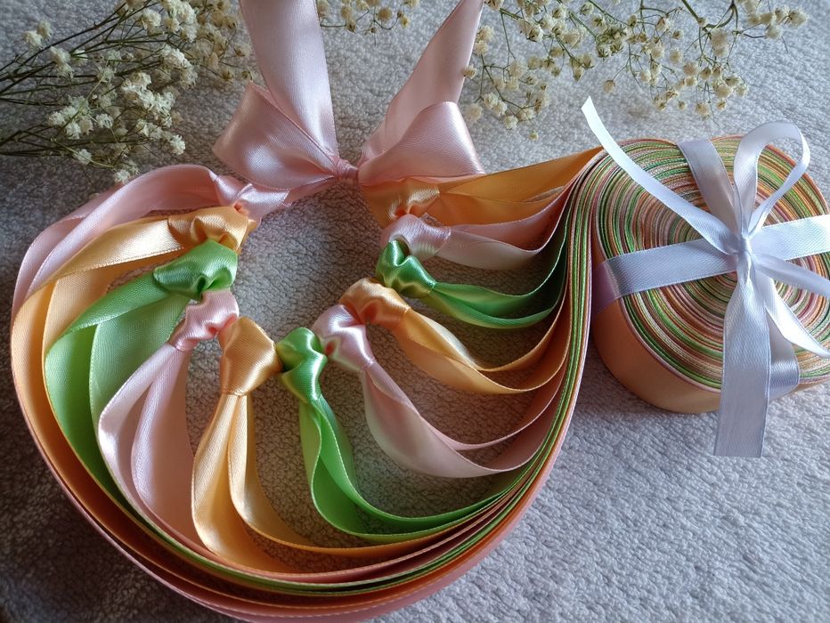 Ring oczepinowy szałwiowy różowy morelowy 22 wstążki