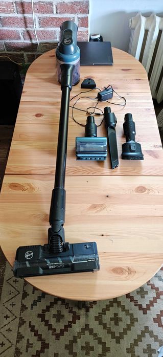 Odkurzacz pionowy Hoover HF4 Anti-Twist | Akcesoria | Stan BDB