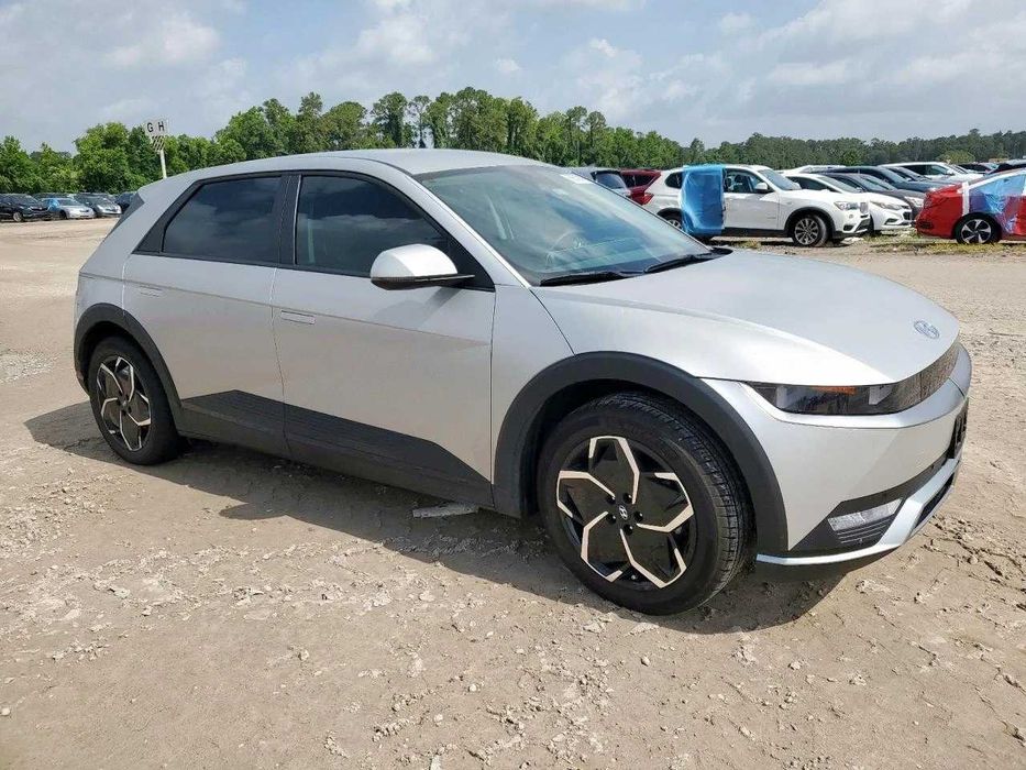 Деталі Hyundai Ioniq 5 електромобіль батарея блоки управління ходова салон