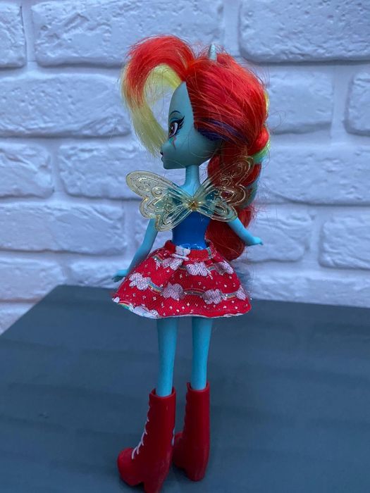 Equetria Girl Rainbow Dash