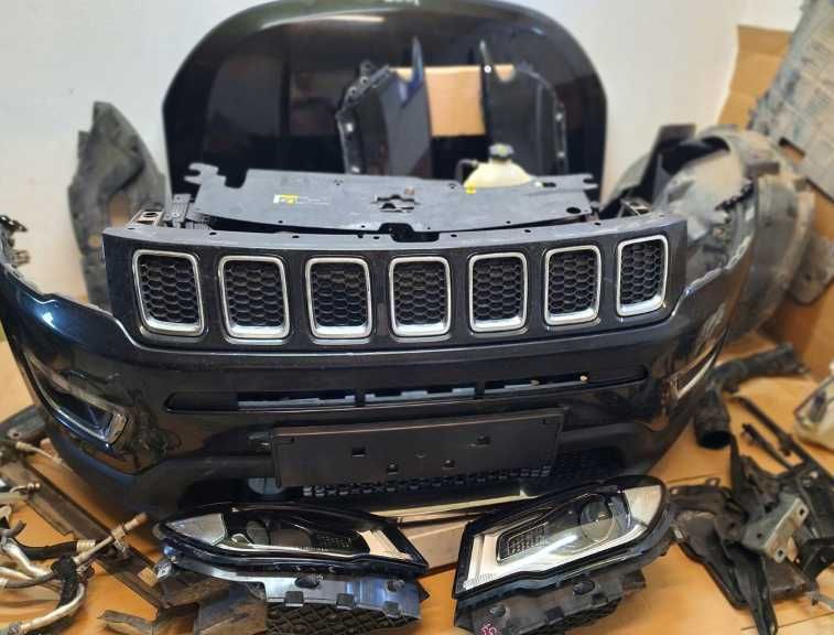 Бампер Jeep Compass запчастини джип компасс разборка компас джип