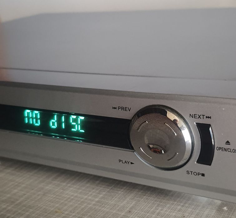 Leitor  DVD/CD. Usado.