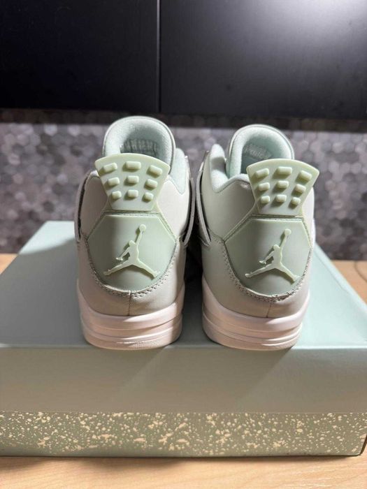Air Jordan 4 retro