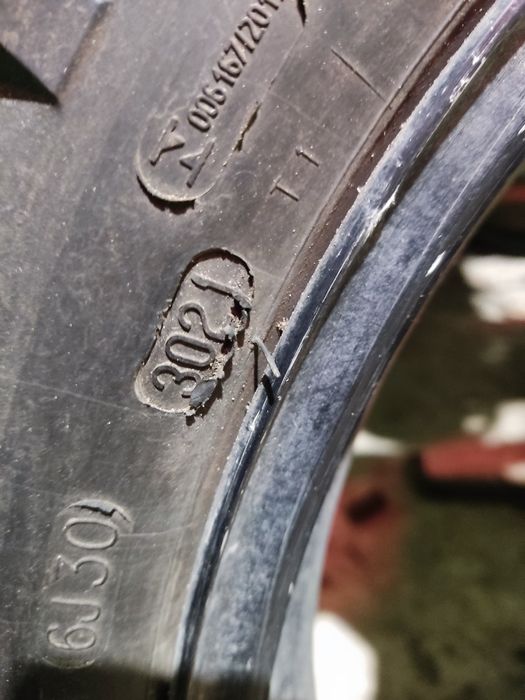 Koła przód tył z oponami kpl Suzuki DL-1000 V-Strom