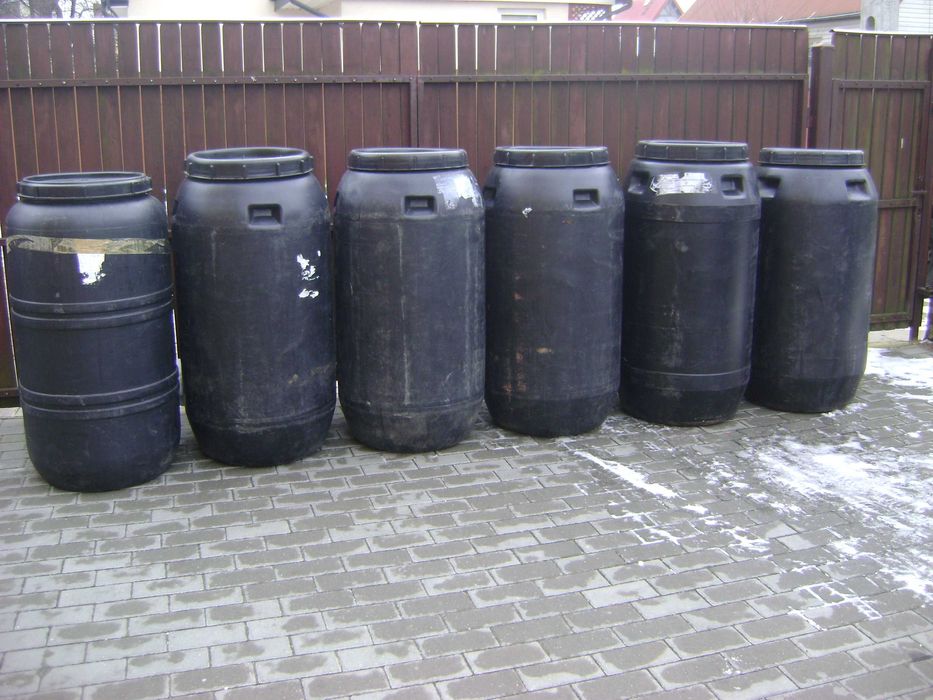 Zapraszamy po- beczki plastikowe -na wode -na deszczowke -na szambo Dostepne od reki