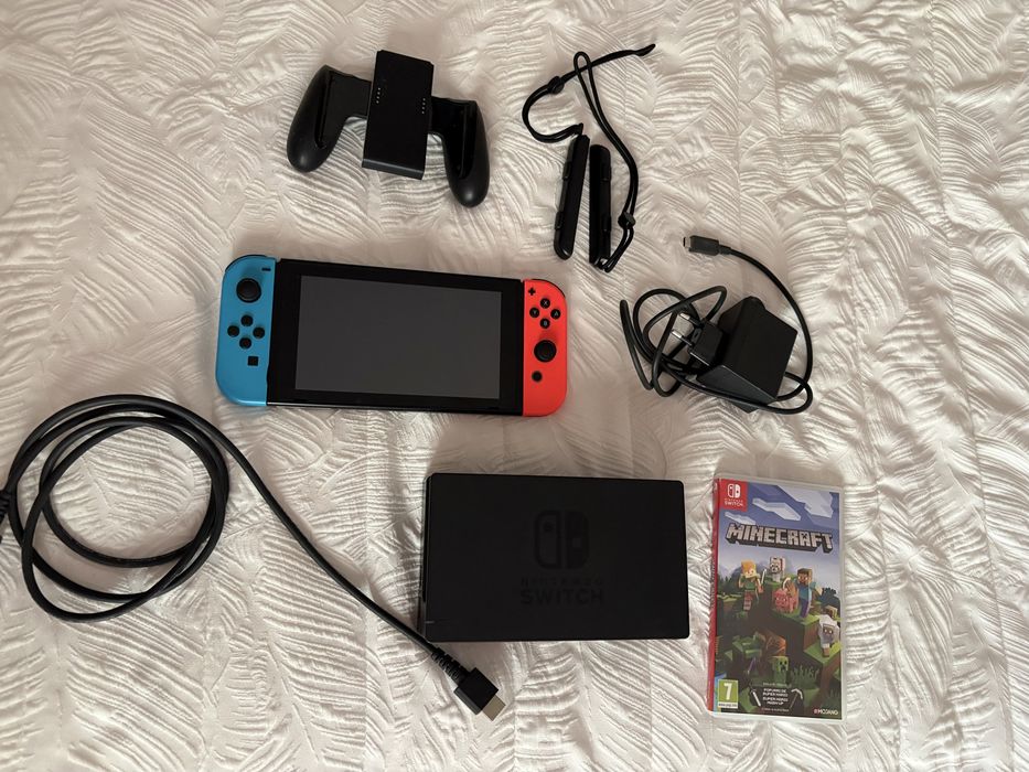 Nintendo Switch Completa + Minecraft + Acessórios Originais