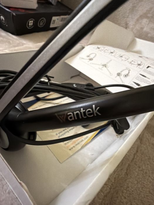 Wantek. Sluchawka. Call center.