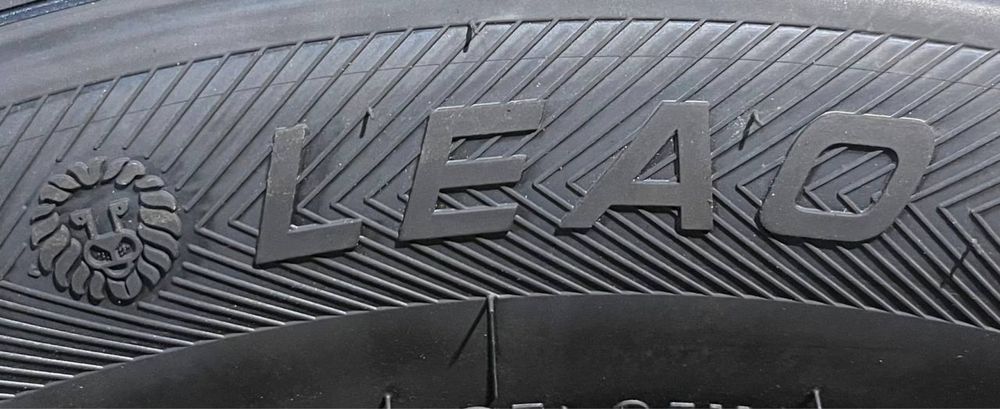 Шины 225/65 R17 Leao Winter Defender Ice I-15 SUV 106T XL зима
