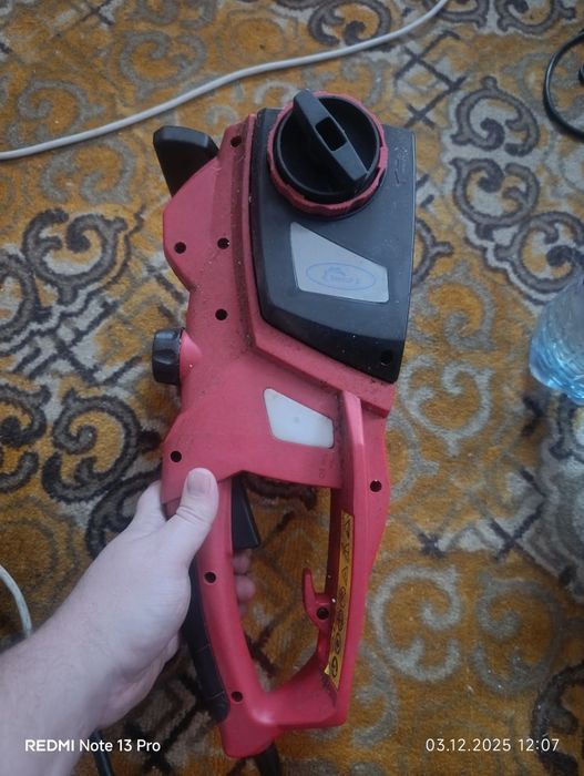 Електропилка flang